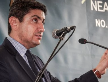 Λ. Αυγενάκης: «Θλιβερό γεγονός της πτώσης του μαχητικού αεροσκάφους της ΠΑ»